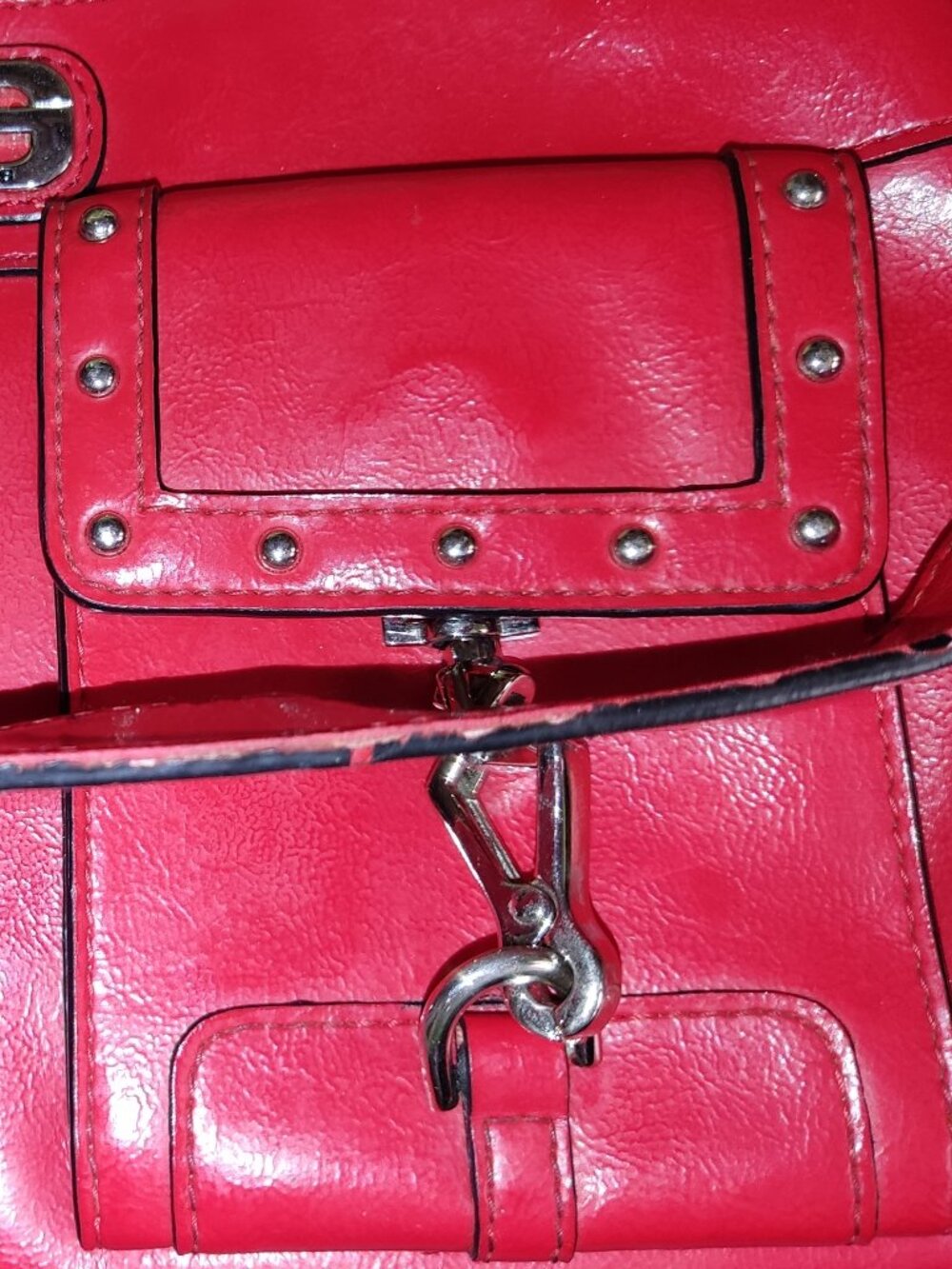 Guess Red Purse - Picture 7 of 16